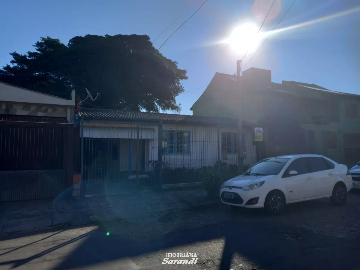 Casa de alvenaria com três dormitórios localizada no bairro barão do chay Porto Alegre - Sarandi, Porto Alegre [4252]