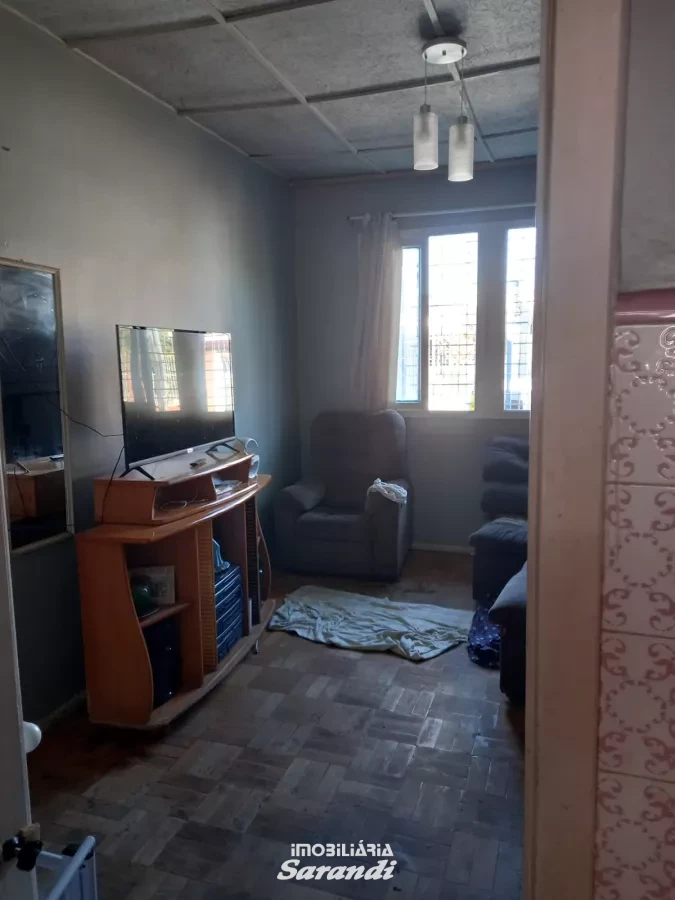 Casa de alvenaria com três dormitórios localizada no bairro barão do chay Porto Alegre - Sarandi, Porto Alegre [4252]