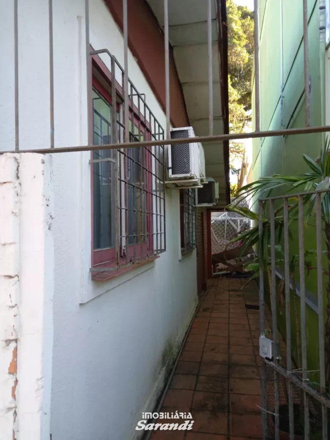 Casa de alvenaria com três dormitórios localizada no bairro barão do chay Porto Alegre - Sarandi, Porto Alegre [4252]