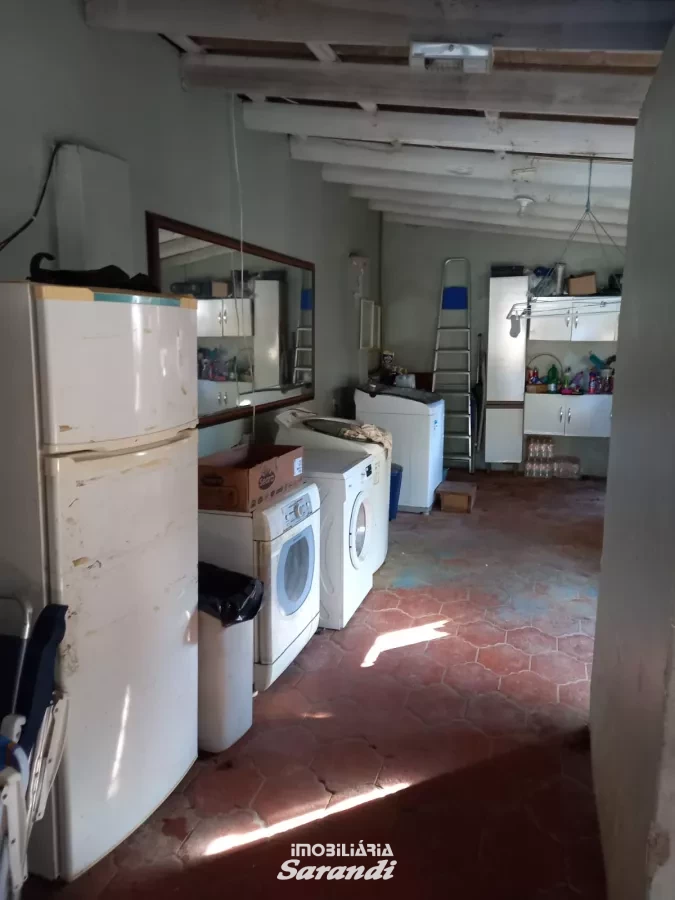 Casa de alvenaria com três dormitórios localizada no bairro barão do chay Porto Alegre - Sarandi, Porto Alegre [4252]