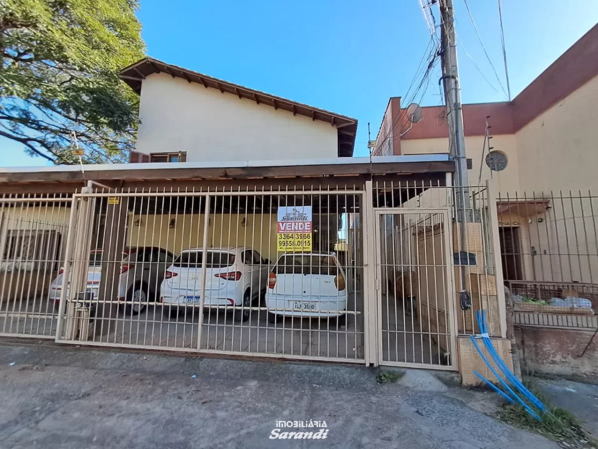 Um sobrado de alvenaria com área privativa de 70,63m² com três dormitórios situado em avenida movimentada no bairro sarandi em Porto Alegre. - Sarandi, Porto Alegre [4253]