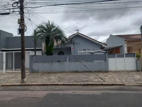 Imagem de Casa alvenaria três dormitórios bairro sarandi Porto Alegre