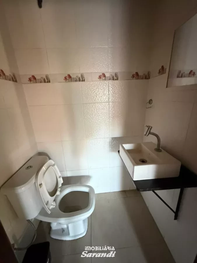 Casa com piscina e 3 dormitórios no bairro Rubem Berta - Rubem Berta, Porto Alegre [4261]