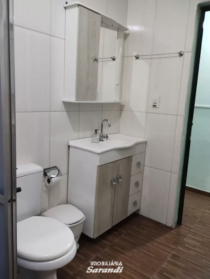 Chácara com área de 1.859m² lote A e Lote B com duas casas construídas, sendo uma habitável com três dormitórios um suíte e demais comodos. - Cascata, Porto Alegre [4262]