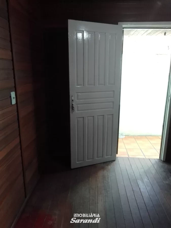 Casa mista localizada no bairro Morro Santana com dois dormitórios e demais cômodos e garagem - Morro Santana, Porto Alegre [4265]