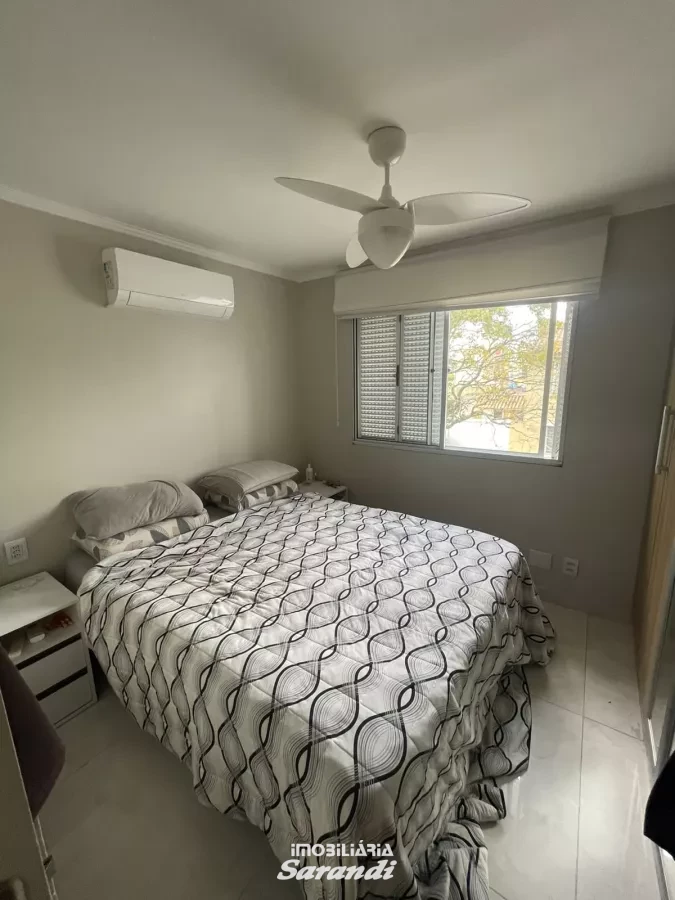 VENHA CONHECER IMÓVEL DIFERENCIADO: Sobrado alvenaria três dormitórios, sala estar jantar, cozinha planejada e vagas para três carros. - Sarandi, Porto Alegre [4266]