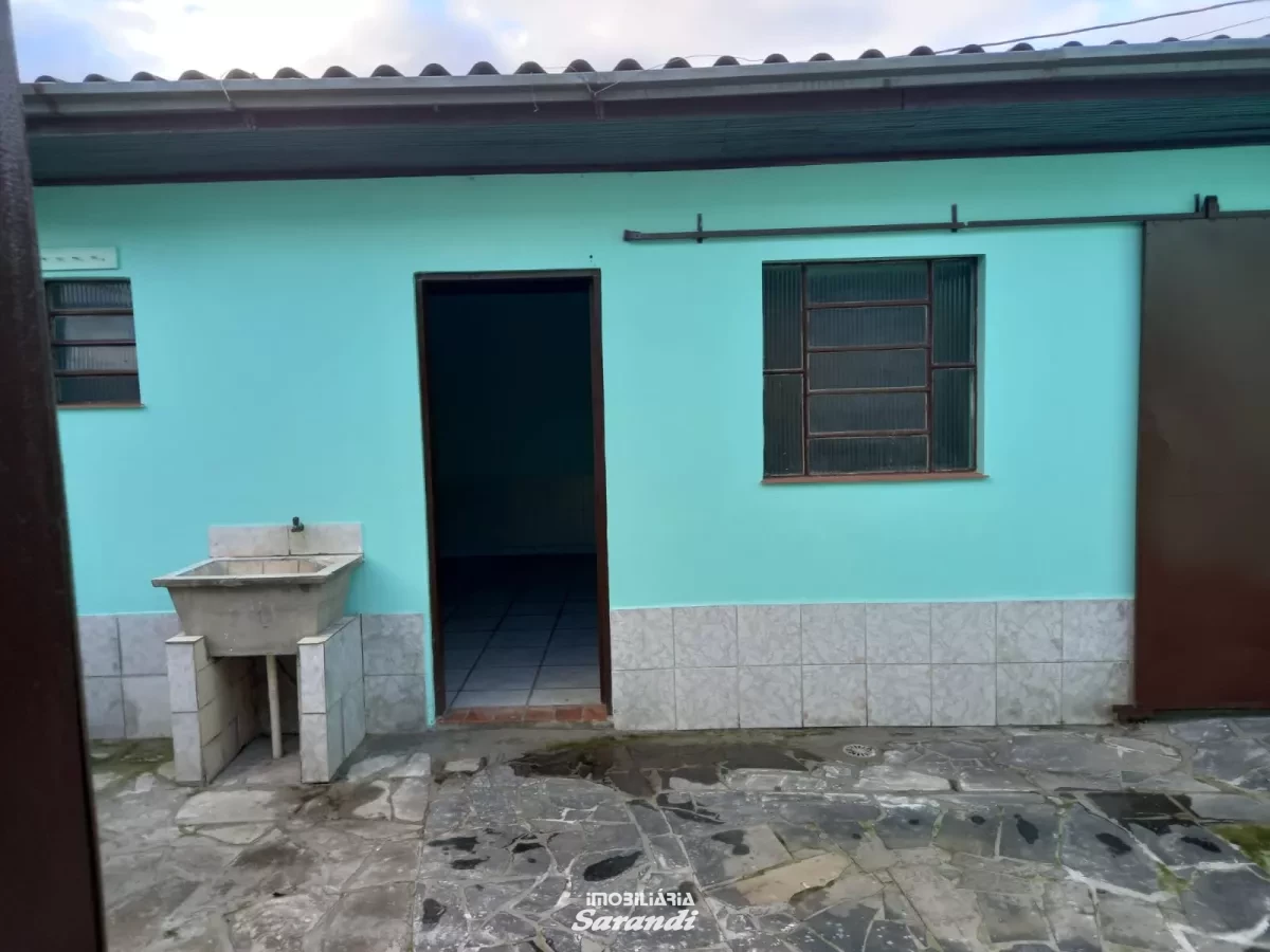 Exelente casa de alvenaria com três dormitórios, garagem fechada, bairro Santa Rosa de Lima porto Alegre - Santa Rosa de Lima, Porto Alegre [4267]