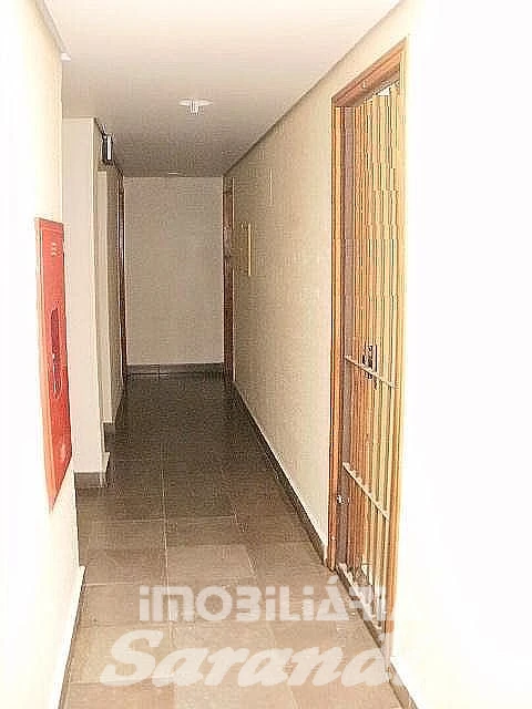 Imagem de Sala comercial esquina Av. Assis Brasil com área privat