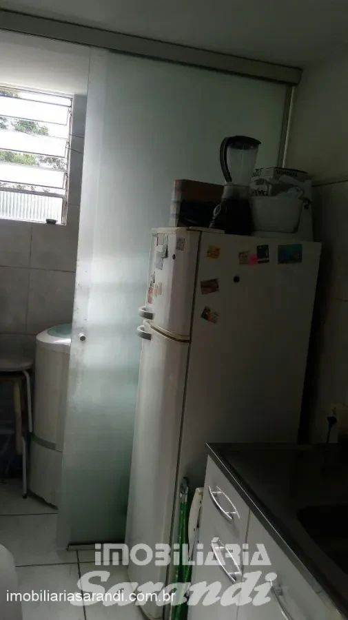 Imagem de Belo Apartamento reformado  três dormitórios no bairro Rubem berta Porto Alegre