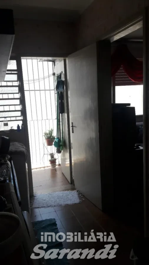 Imagem de Apartamento terceiro andar no bairro Sarandi