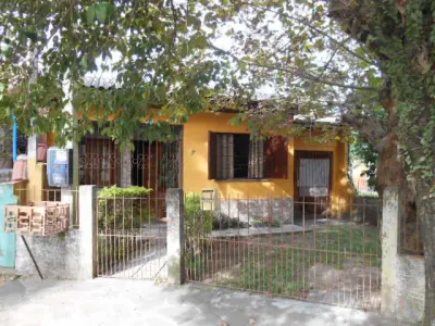 Imagem de Casa de alvenaria com 2 dormitórios no bairro Santa Rosa de Lima