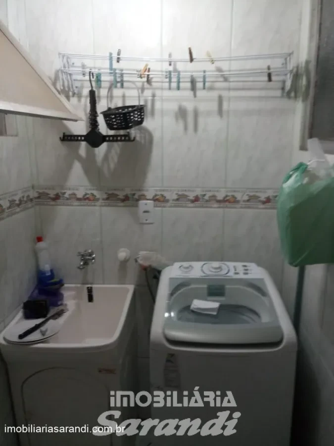 Imagem de Apartamento com 2 dormitórios no bairro Santa Rosa de Lima