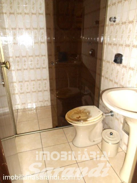 Imagem de Apartamento com sobrado em anexo para investidor no bairro Sarandi