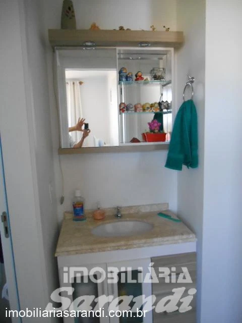 Imagem de Apartamento 2 dormitórios, garagem, portaria 24h no bairro Sarandi