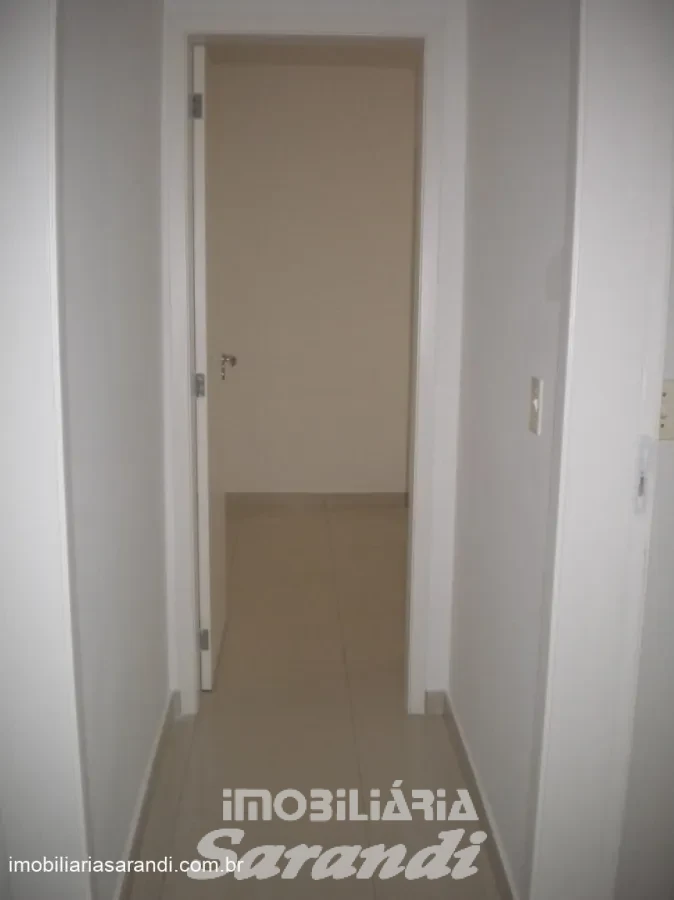 Imagem de Lindo Apartamento reformado com 2 dormitórios, semi mobiliado no bairro Sarandi