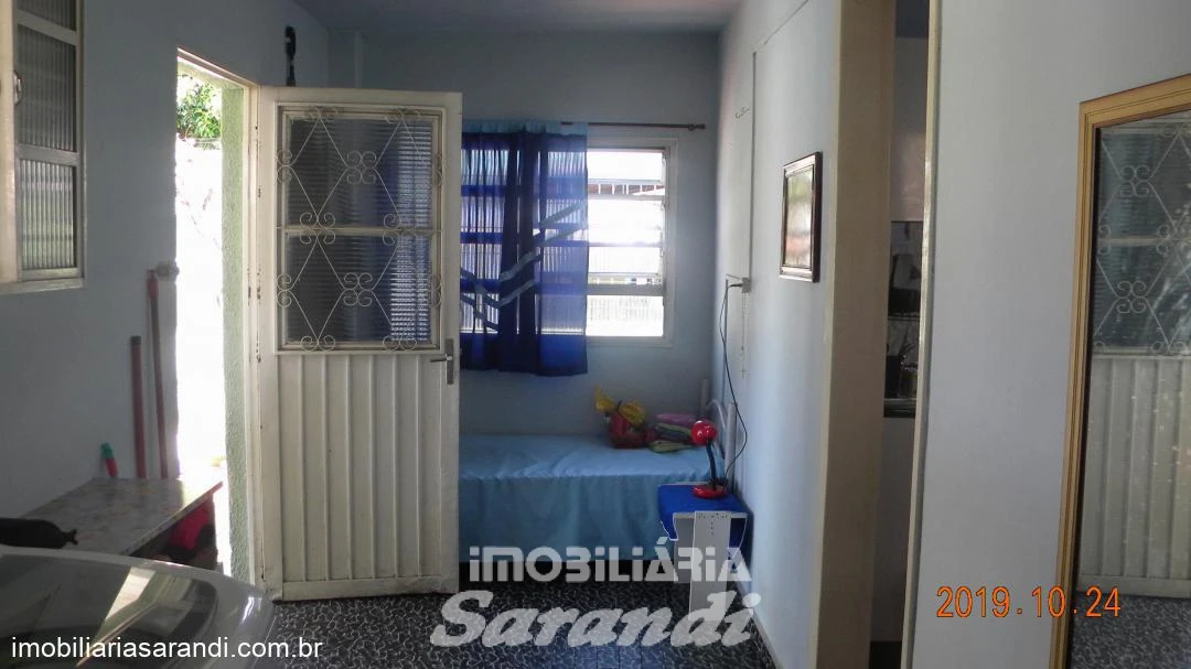 Imagem de Casa de alvenaria 2 dormitórios com 120,45m² no bairro Sarandi