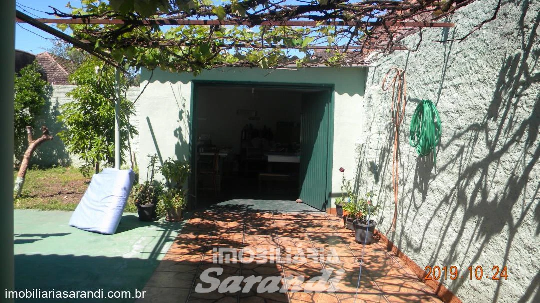 Imagem de Casa de alvenaria 2 dormitórios com 120,45m² no bairro Sarandi