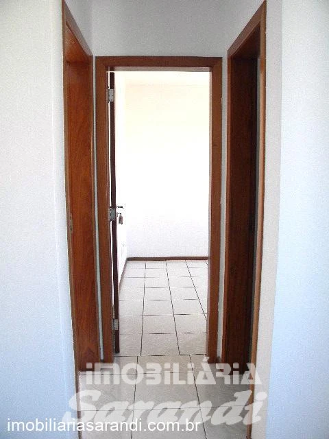 Imagem de Apartamento no 6º andar com 2 dormitórios no bairro Sarandi