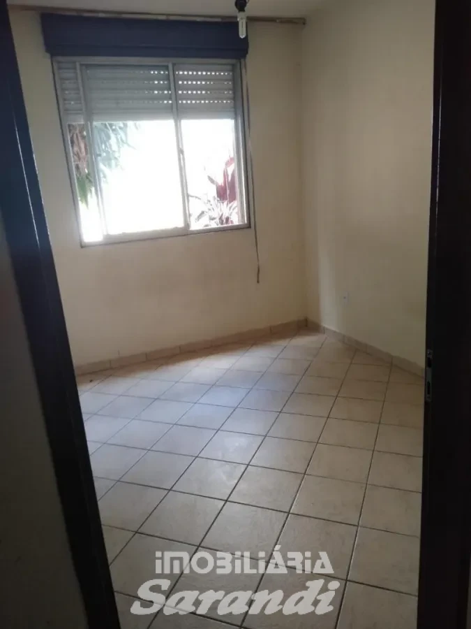 Imagem de Apartamento térreo reformado 2 dormitórios no bairro Rubem Berta