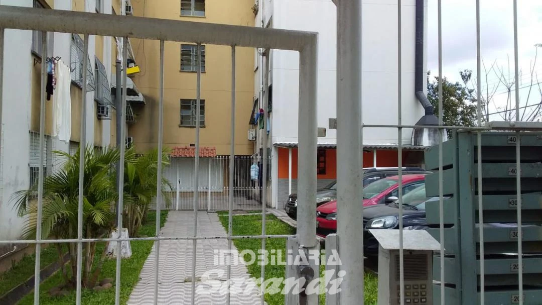 Imagem de Apartamento no terceiro andar com 2 dormitórios no bairro Rubem Berta