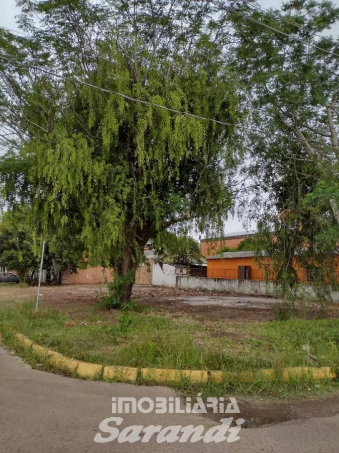 Imagem de Terreno de esquina situado na frente do Hotel Intercity, em Gravataí