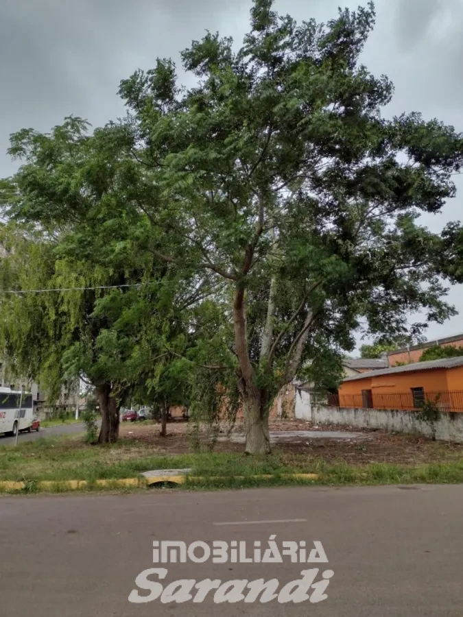 Imagem de Terreno de esquina situado na frente do Hotel Intercity, em Gravataí