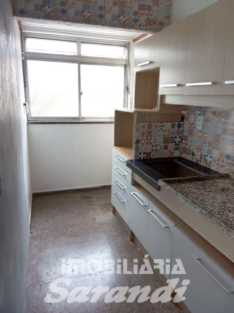 Imagem de 818V-Para Investidor-apartamento terceiro andar situado no E