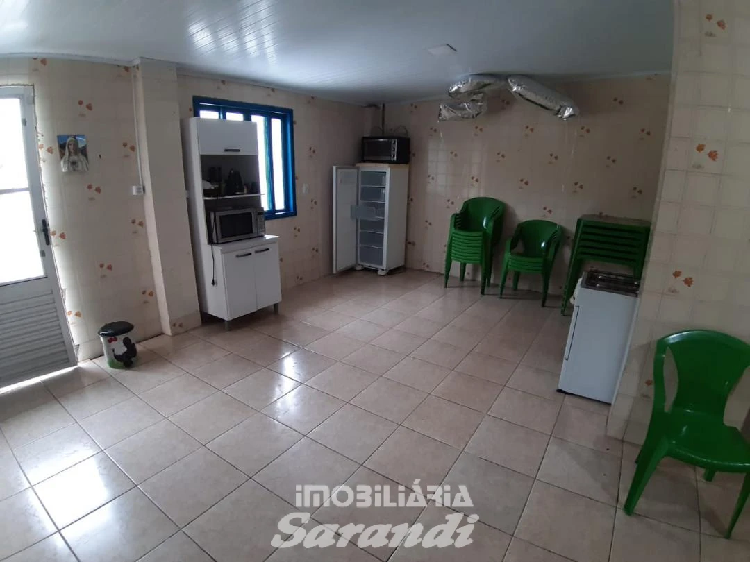 Imagem de 821V-BELA CASA, de alvenaria situada no bairro leopoldina co