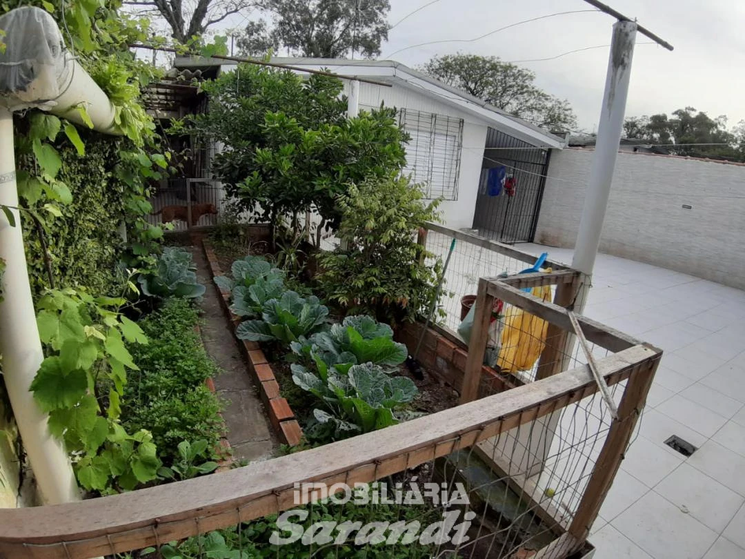 Imagem de 821V-BELA CASA, de alvenaria situada no bairro leopoldina co