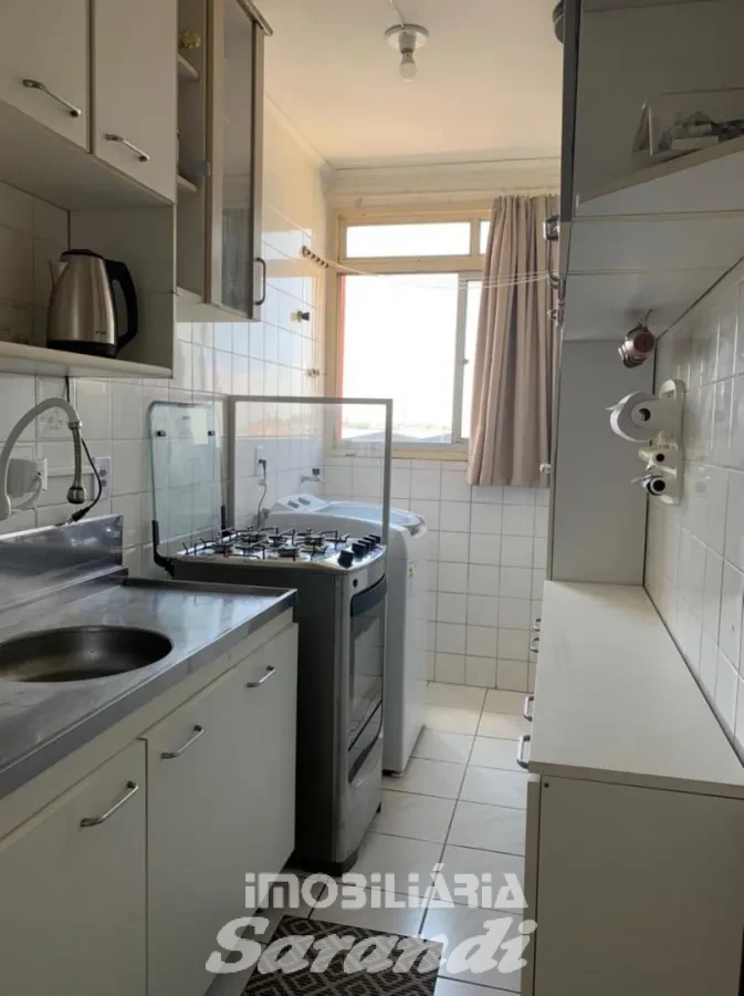 Imagem de Belo Apartamento reformado três dormitórios bairro sarandi Porto Alegre