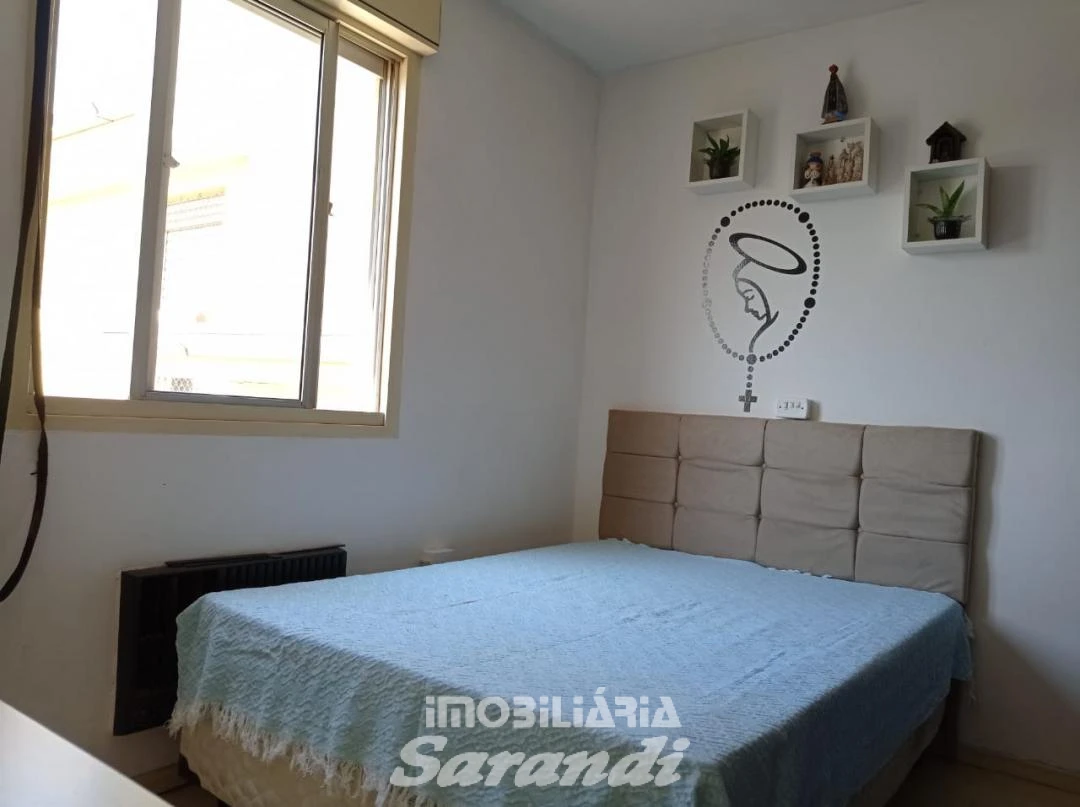 Imagem de Belo Apartamento reformado três dormitórios bairro sarandi Porto Alegre