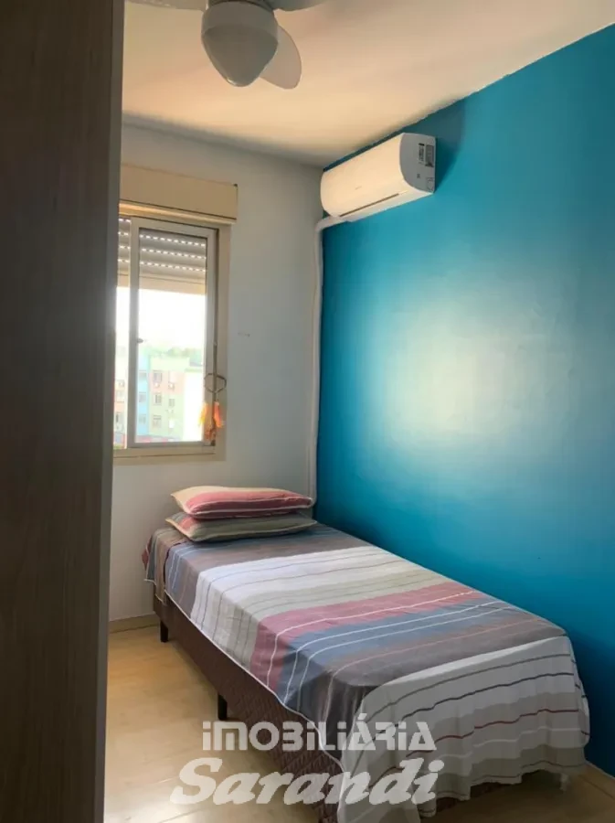 Imagem de Belo Apartamento reformado três dormitórios bairro sarandi Porto Alegre