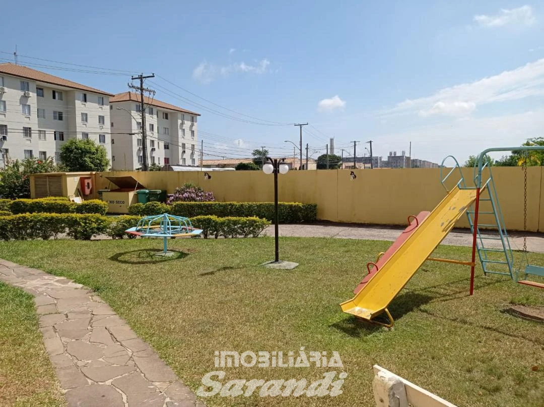 Imagem de Belo Apartamento reformado três dormitórios bairro sarandi Porto Alegre