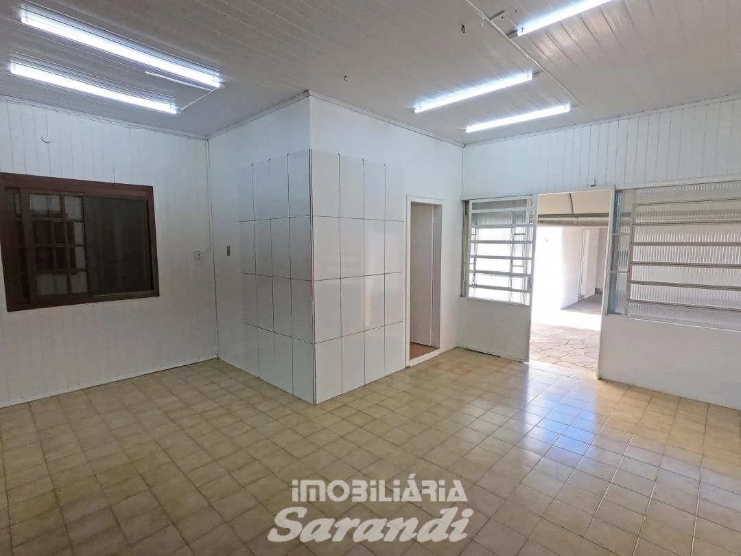 Imagem de Casa 02 dormitórios, sala, cozinha, banheiro, garagem coberta