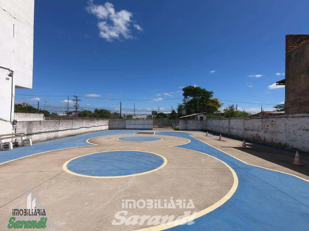 Imagem de Terreno localizado em avenida movimentada no centro do