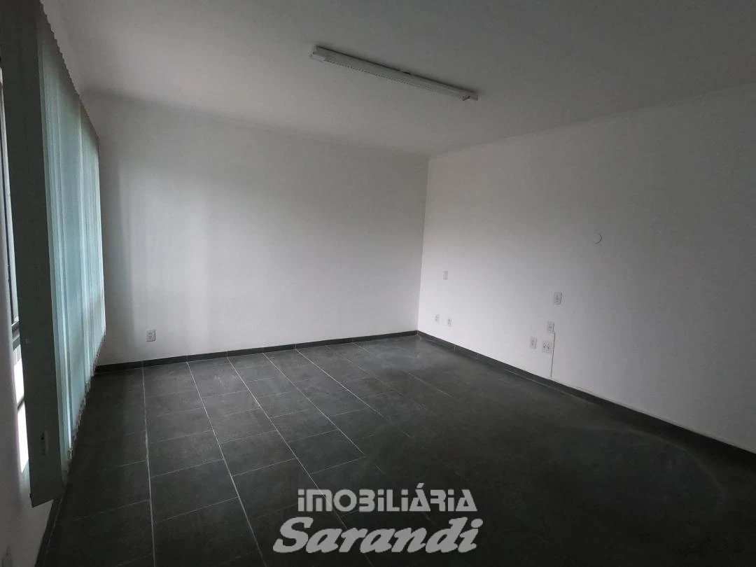 Imagem de Conjunto comercial com área aproximada de 125m² no bairro Sarandi