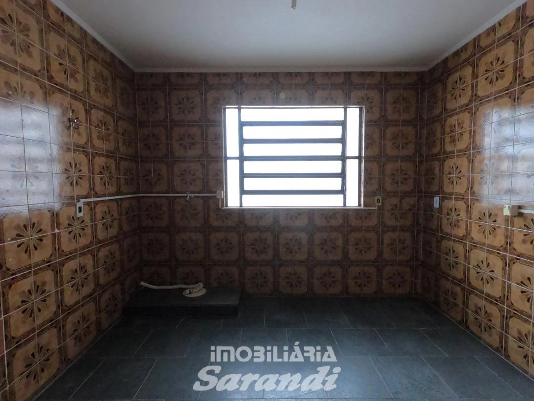 Imagem de Conjunto comercial com área aproximada de 125m² no bairro Sarandi