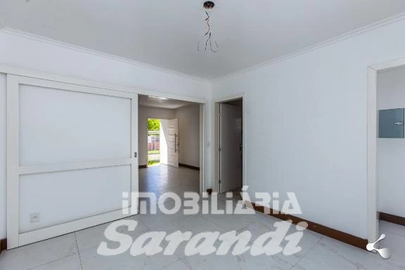 Imagem de LINDA CASA DE ALVENARIA, três dormitórios no bairro minuano Porto Alegre