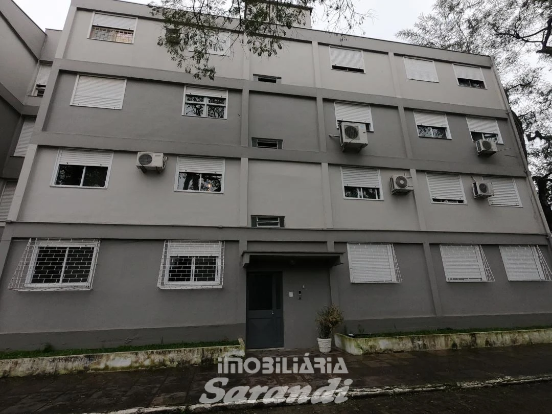 Imagem de Apartamento no terceiro andar de dois dormitórios com sala,