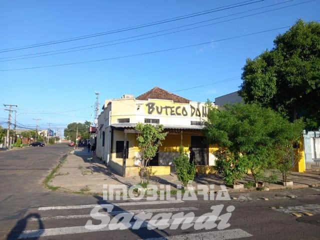 Imagem de Um prédio comercial de esquina no bairro sarandi Porto Alegre