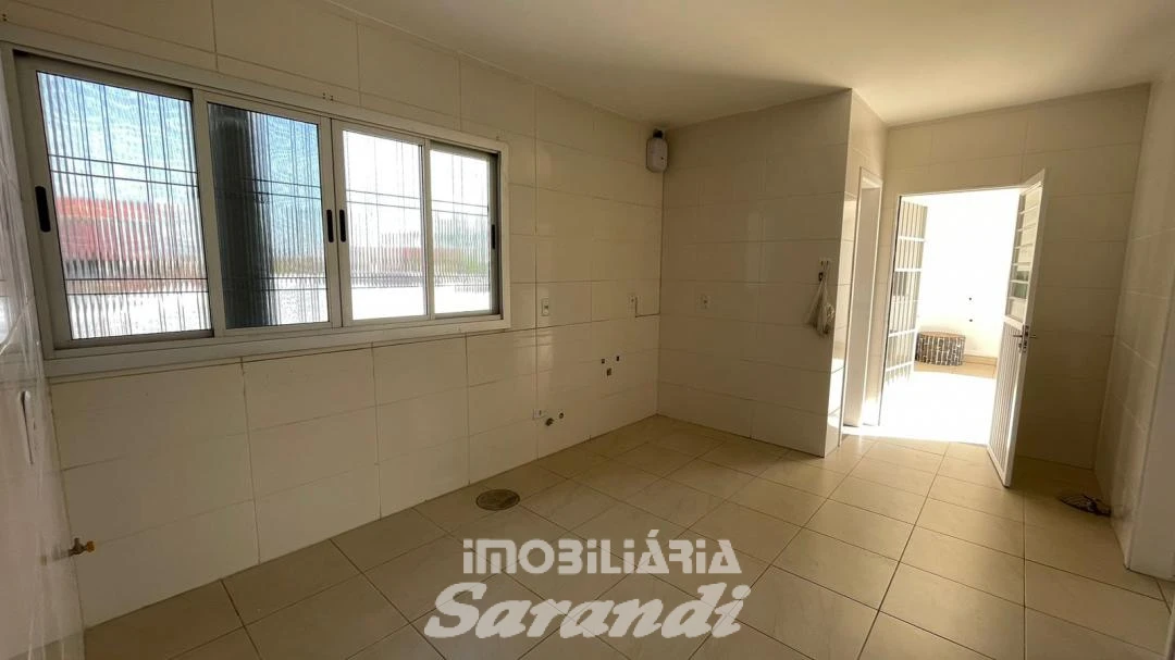 Imagem de CONJUNTO COMERCIAL AMPLO NA AV. ASSIS BRASIL