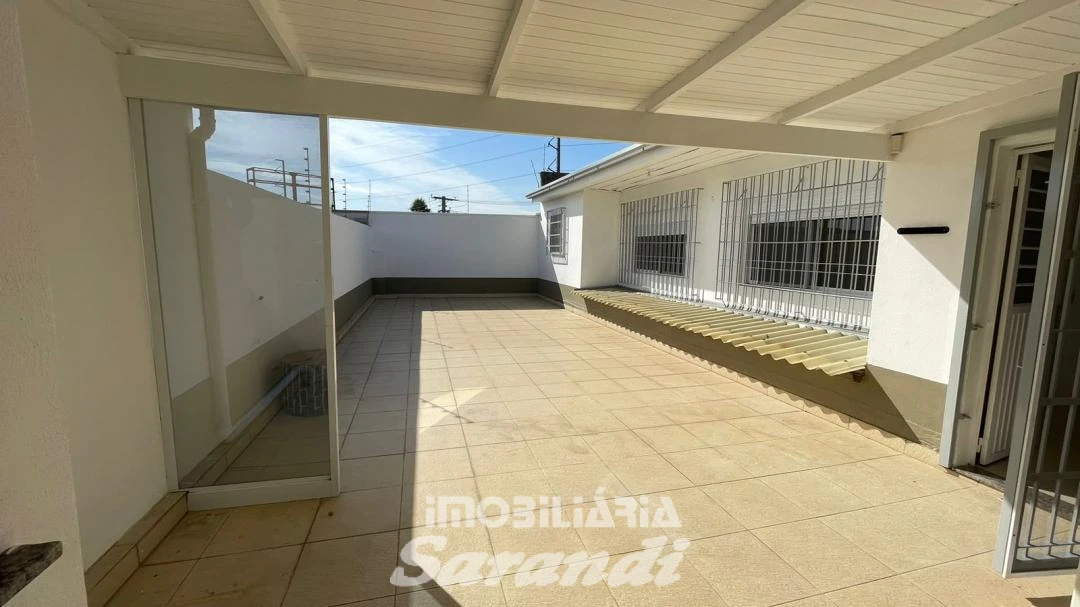 Imagem de CONJUNTO COMERCIAL AMPLO NA AV. ASSIS BRASIL