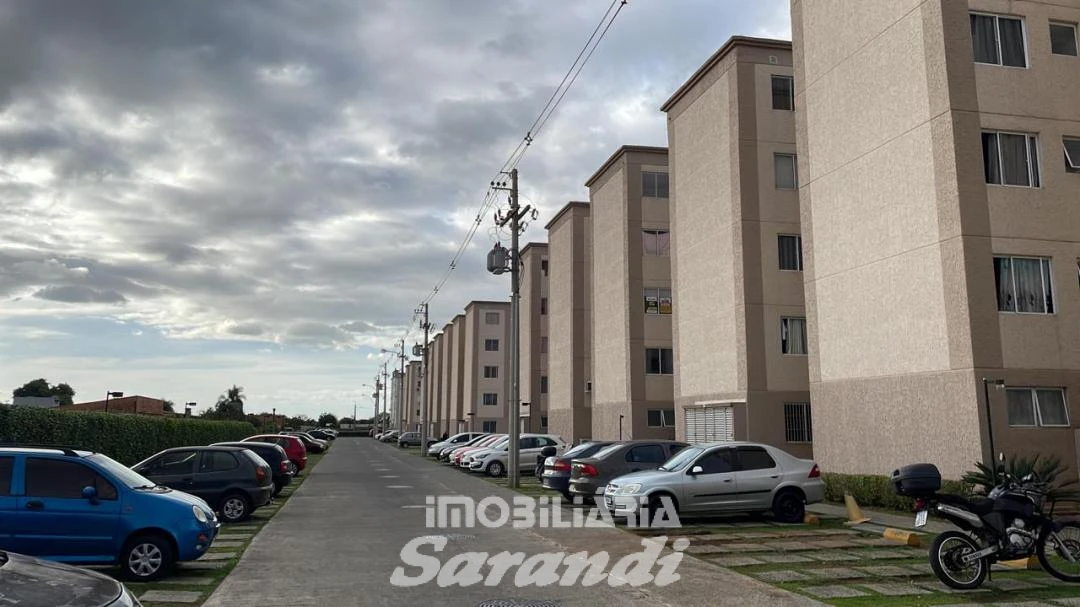 Imagem de Apartamento no terceiro andar de dois dormitórios com sala