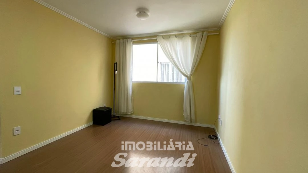 Imagem de Apartamento no terceiro andar de dois dormitórios com sala