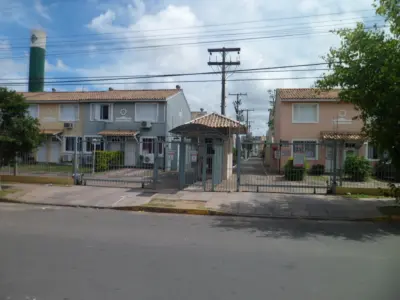 Imagem de Sobrado de alvenaria com 68,00m² com dois dormitórios no bairro sarandi em Porto Alegre