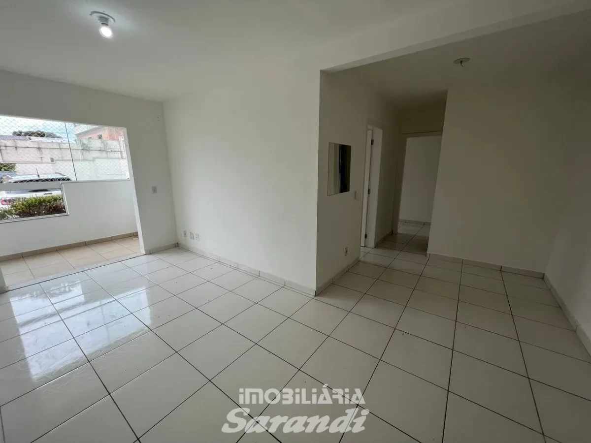 Imagem de Apartamento térreo de 02 dormitórios no bairro Itú Sabará, amplo living com sacada