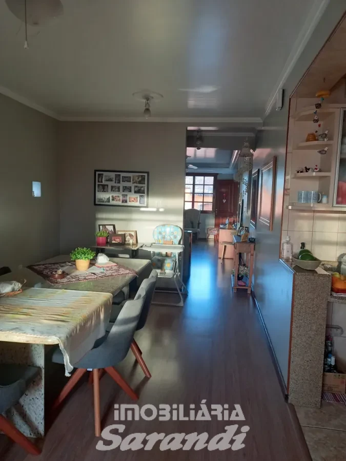 Imagem de Casa três dormitórios bairro sarandi Porto Alegre