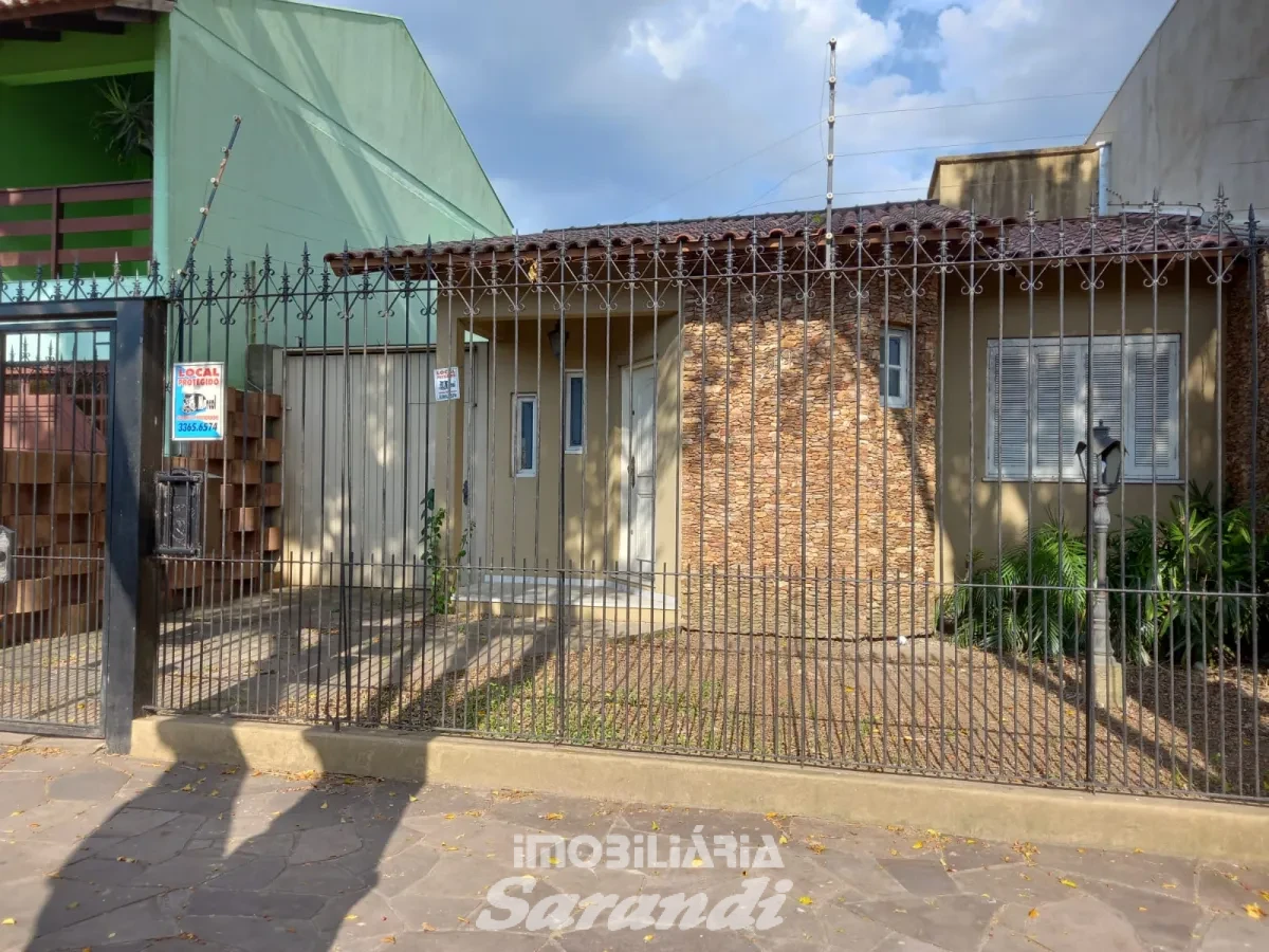 Imagem de Casa de Alvenaria com três dormitórios bairro sarandi em Porto Alegre