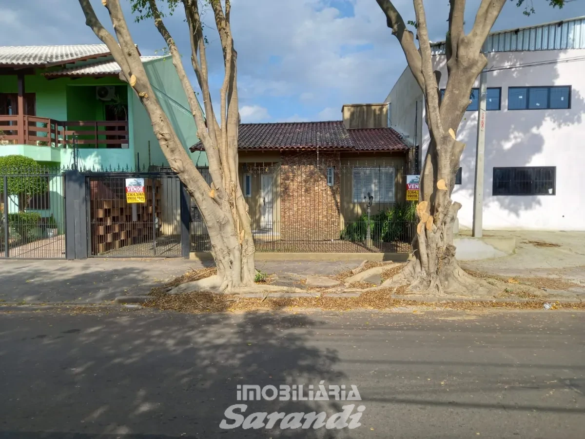 Imagem de Casa de Alvenaria com três dormitórios bairro sarandi em Porto Alegre