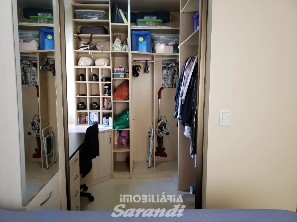 Imagem de Apartamento três dormitórios em Porto Alegre bairro Sarandi